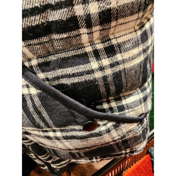 A New Day Black & White Plaid Puffer Vest With Front Pockets & Zipper Closure XL - Picture 12 of 13